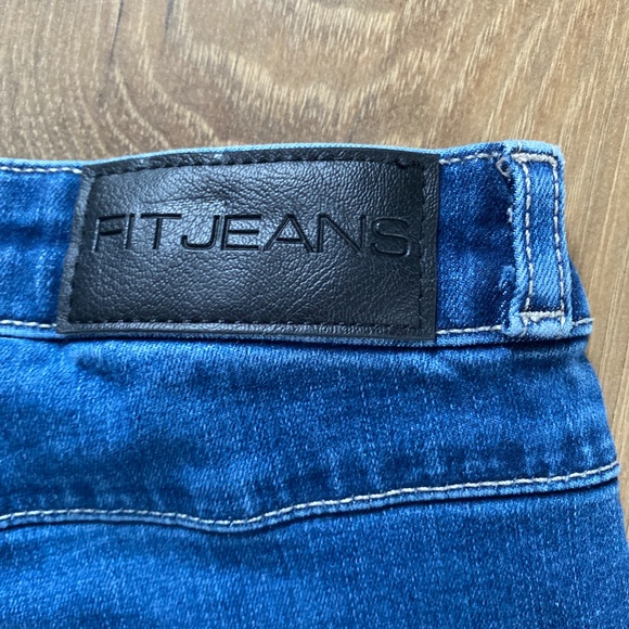 Fitjeans - Ripped - Picture 6 of 9